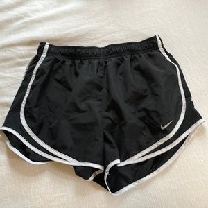 [Nike] black dri-fit shorts